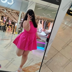 Kitti, 18 éves analszex partner